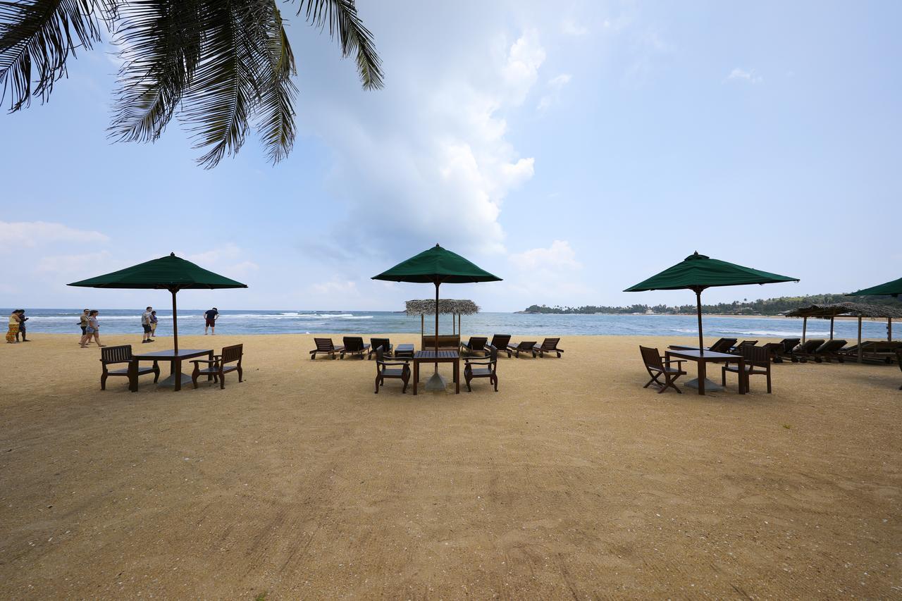 Joe'S Resort Unawatuna Exteriör bild